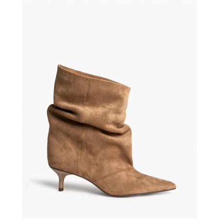 Botin M6880